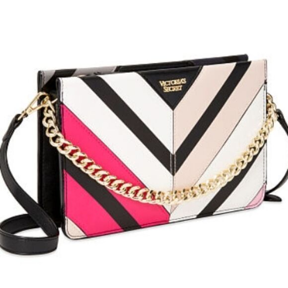 BNWT VICTORIA'S SECRET Chevron 24/7 Crossbody - Picture 3 of 6